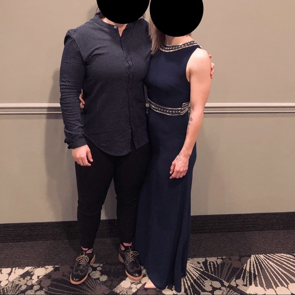 Luxurious beaded blue maxi-dress - Picture 9 of 10